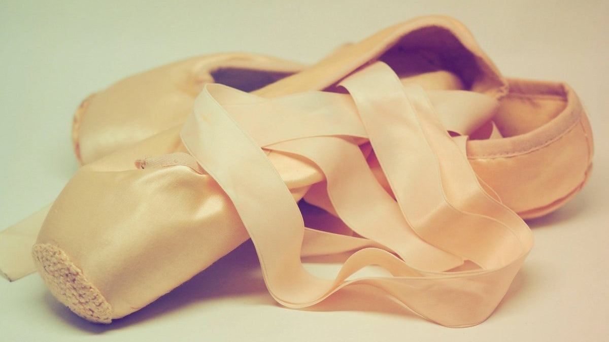 How to Clean Ballet Shoes - Stelle