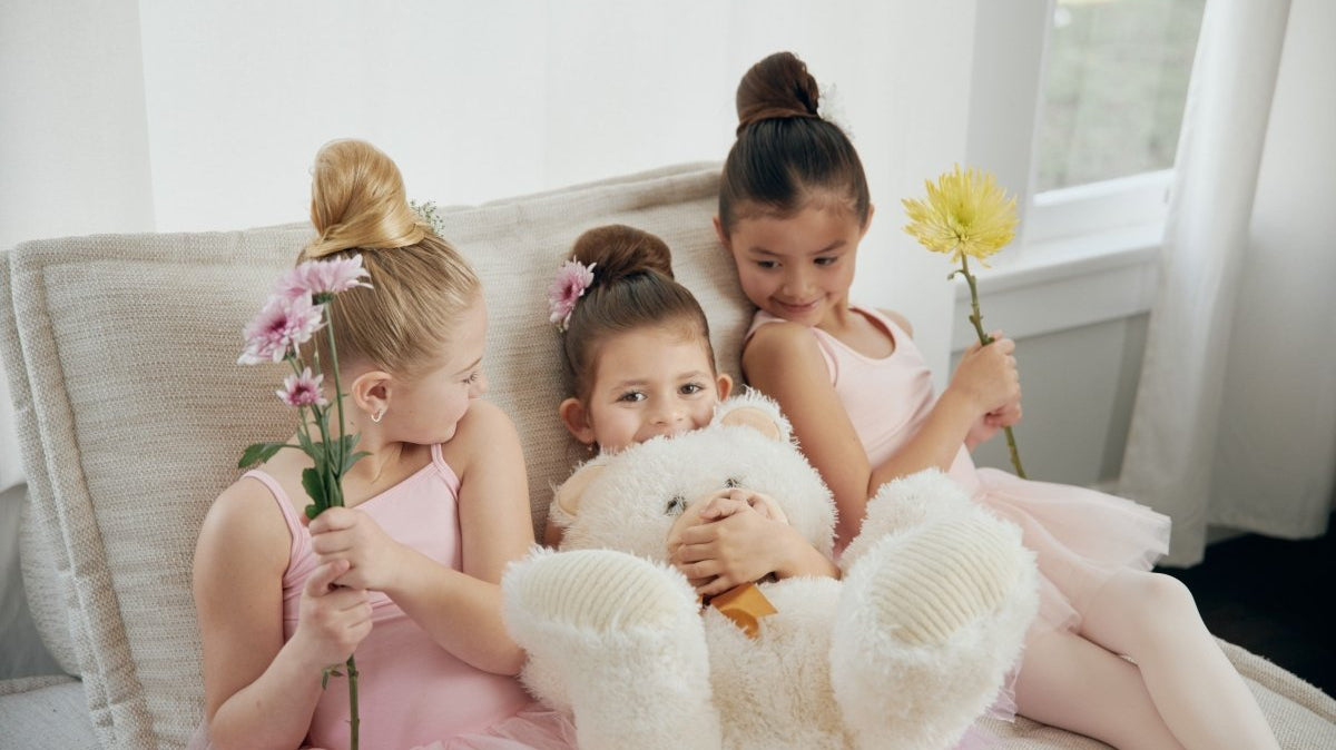 Simple Ballet Positions Your Child Can Practice at Home - Stelle