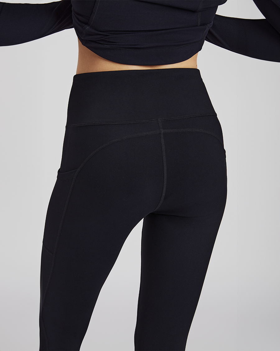 Black DreamComfort Capri Yoga leggings