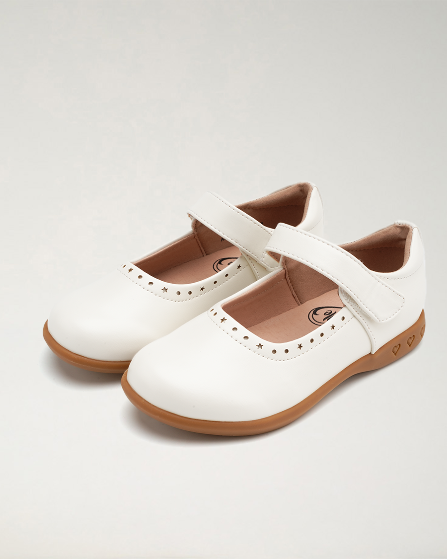 Girls Classic Mary Jane Uniform Shoes in White