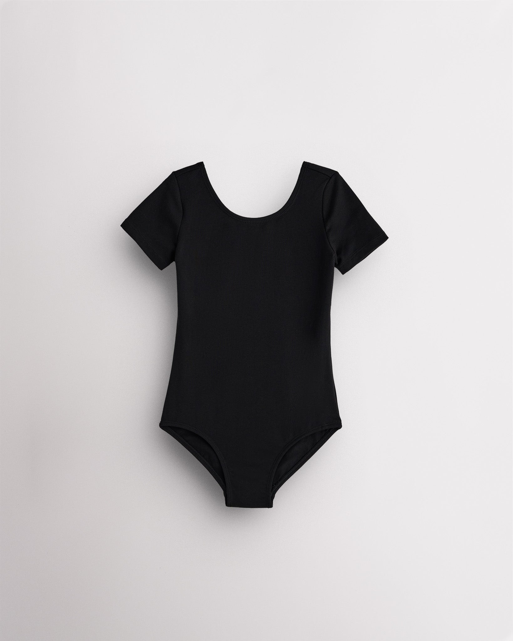 Girls Performance Short-Sleeve Leotard in Black