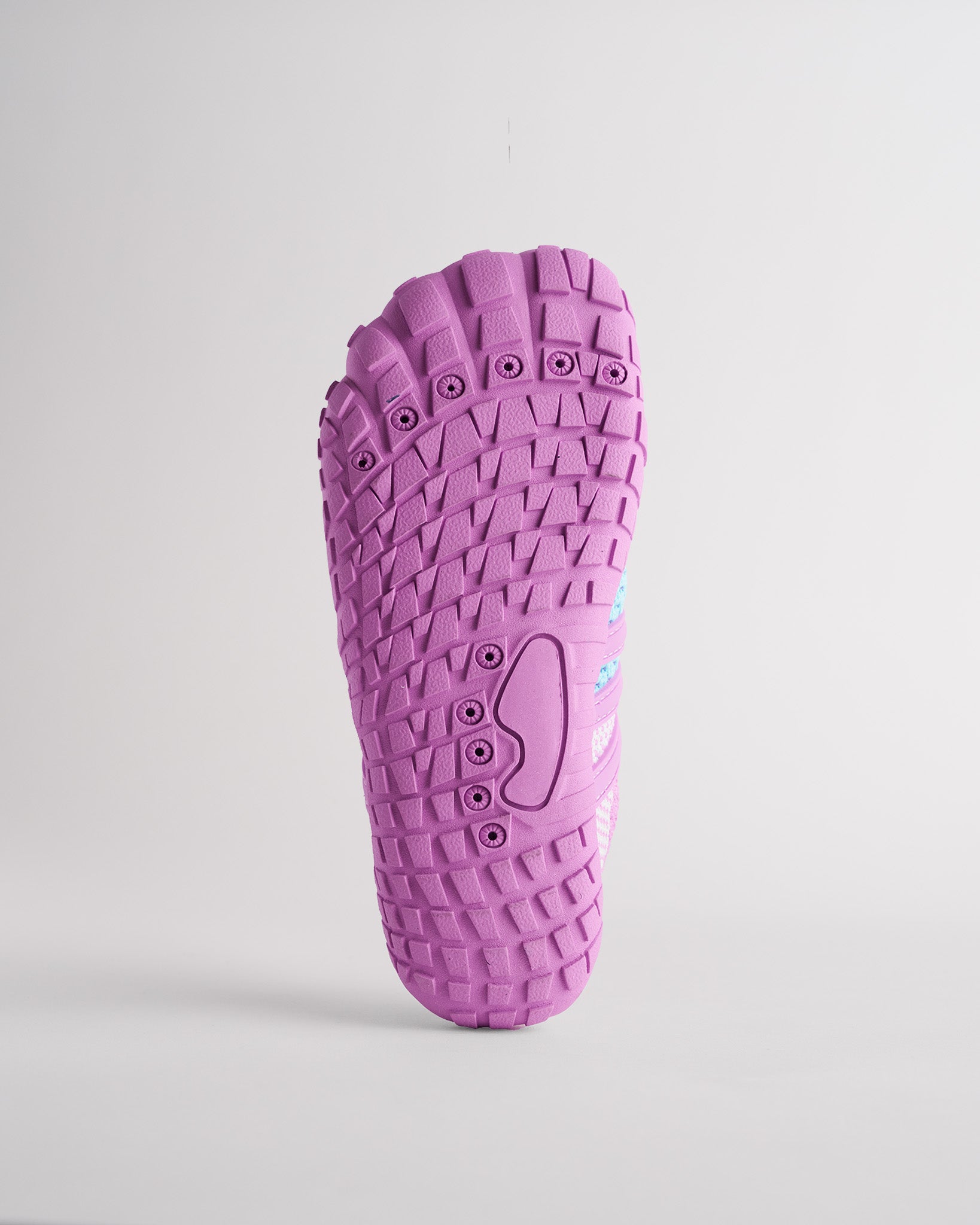 Kids Water Shoes with Adjustable Laces in Grape Bubblegum
