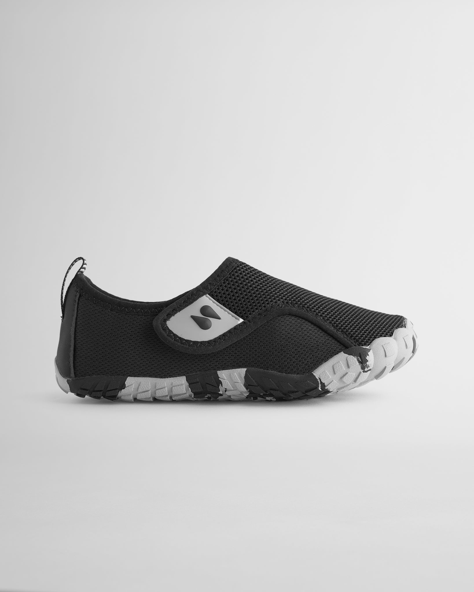 Kids StelleMesh Slip-On Free Toe Water Shoes in Black