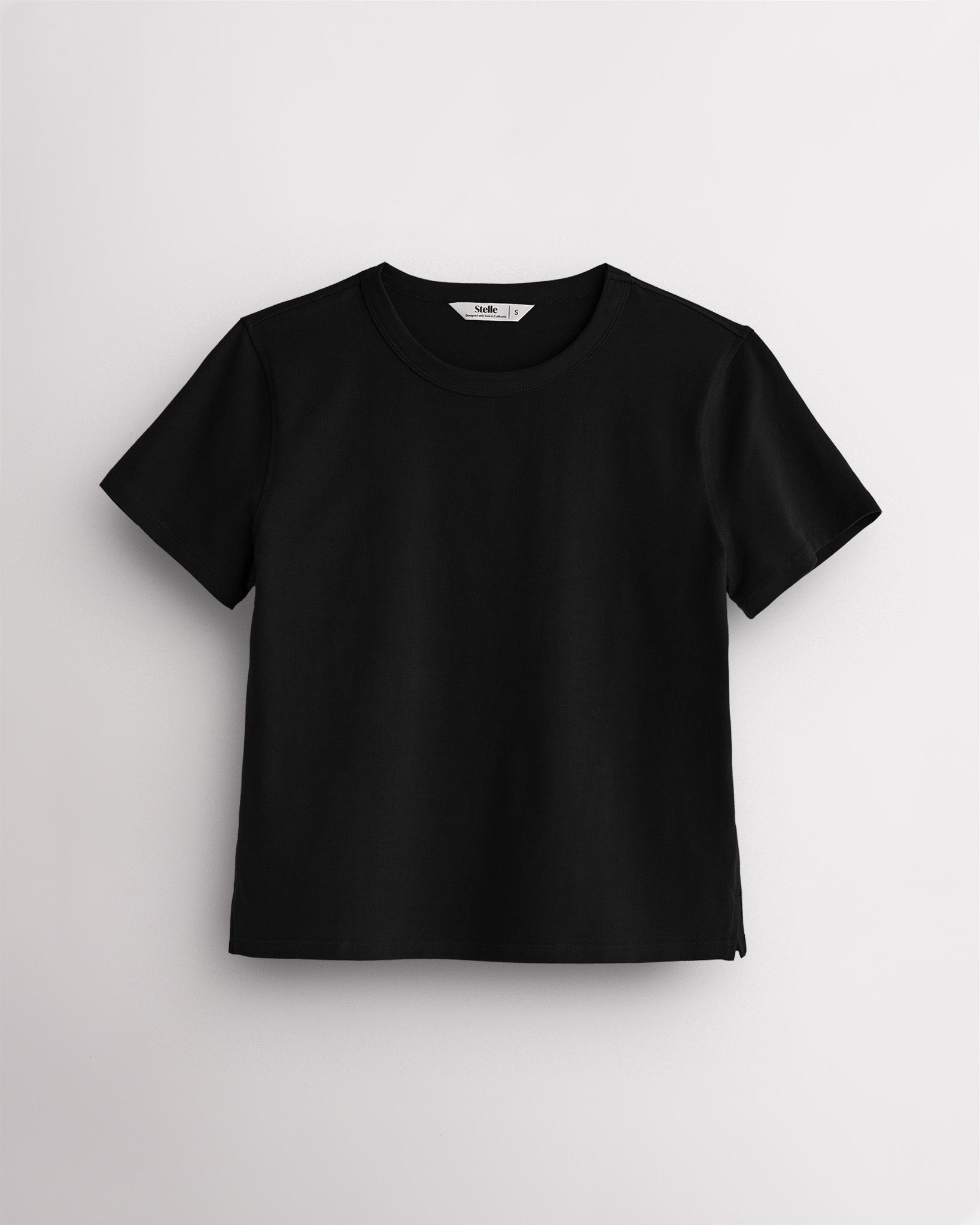 Women’s Short Sleeve Basic T-Shirt in Black