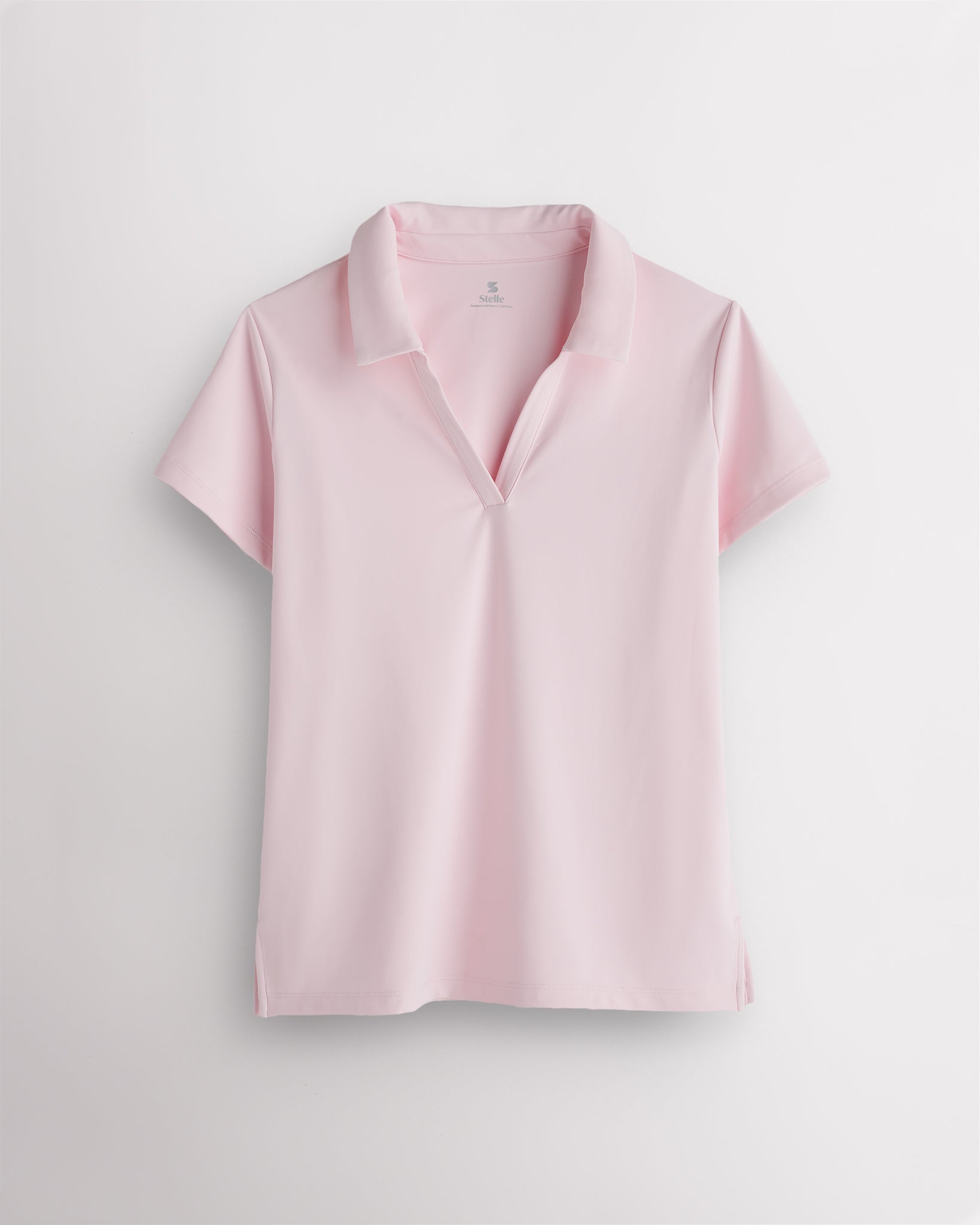 ballet pink womens V-neck athletic polo shirt with classic collar, slim fit and side slit hem for active wear