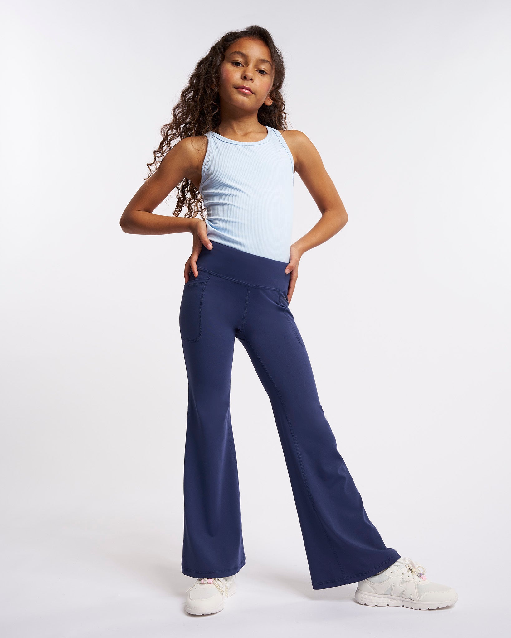 Stretch It Out Kids Ultra Flare Leggings in Navy
