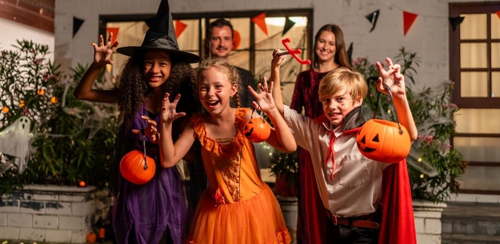 Abracadabra! A Spooktacular Halloween Party Kids Will Remember