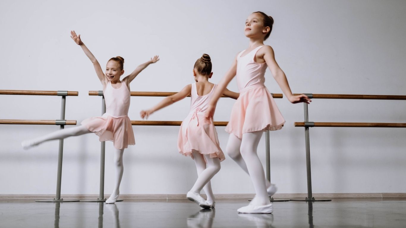 Leotards 101: Understanding the Differences Between Gymnastics and Dance Leotards