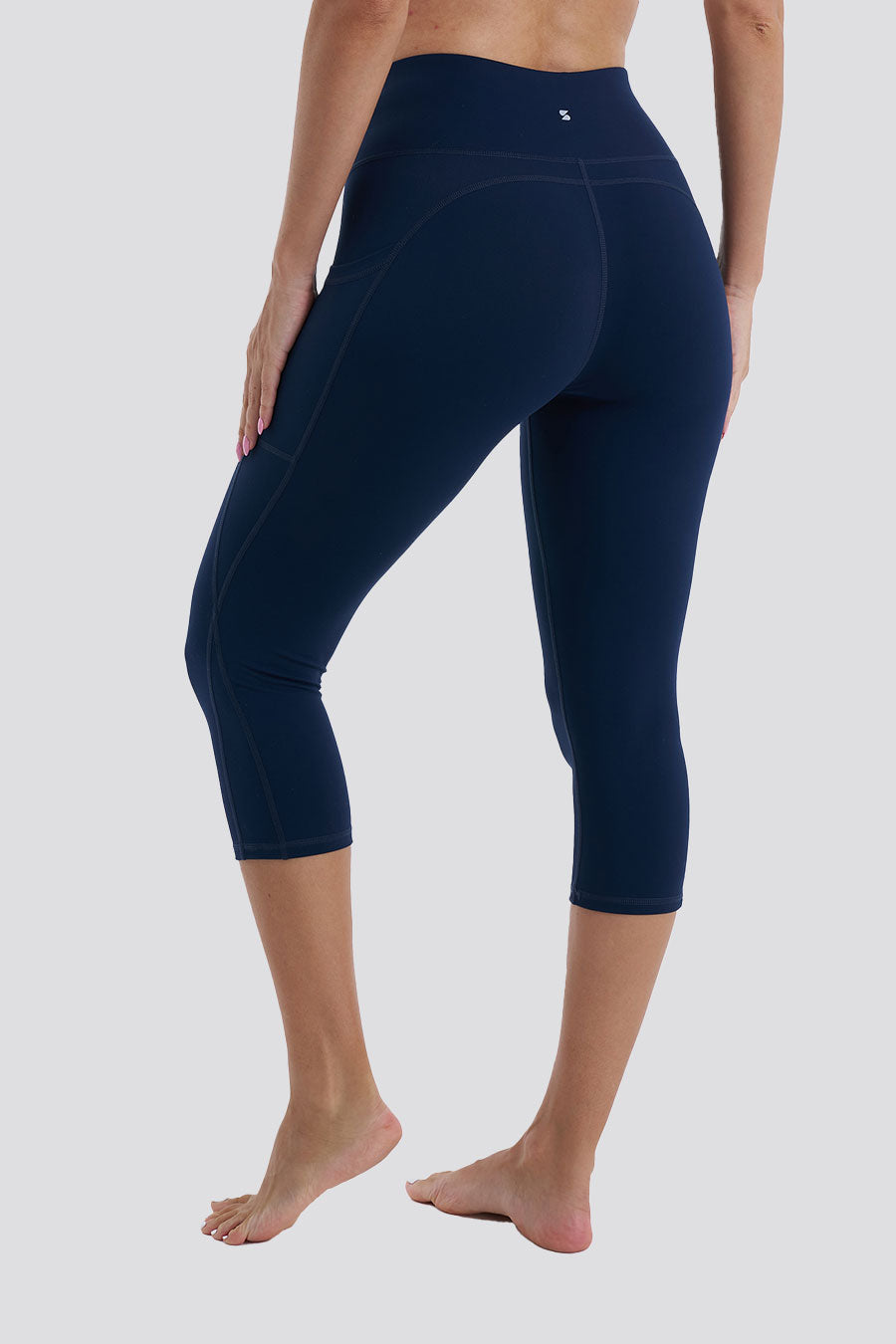 Navy blue yoga fashion capris