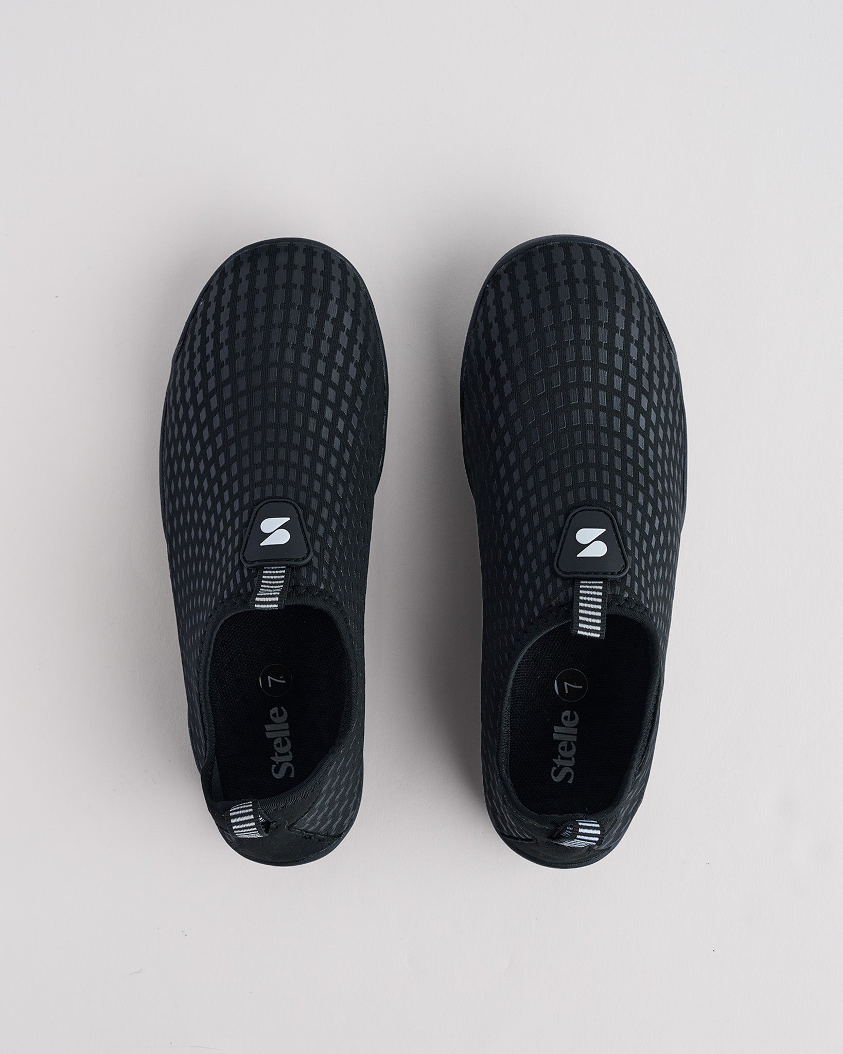 Women’s Water Shoes in Black 