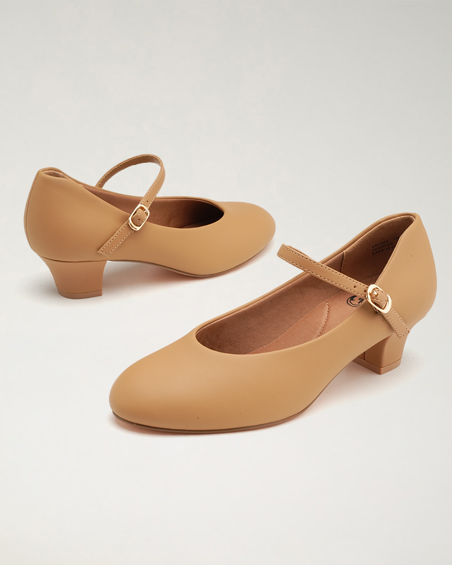 Women’s Kitten Heel Character Shoes in Tan