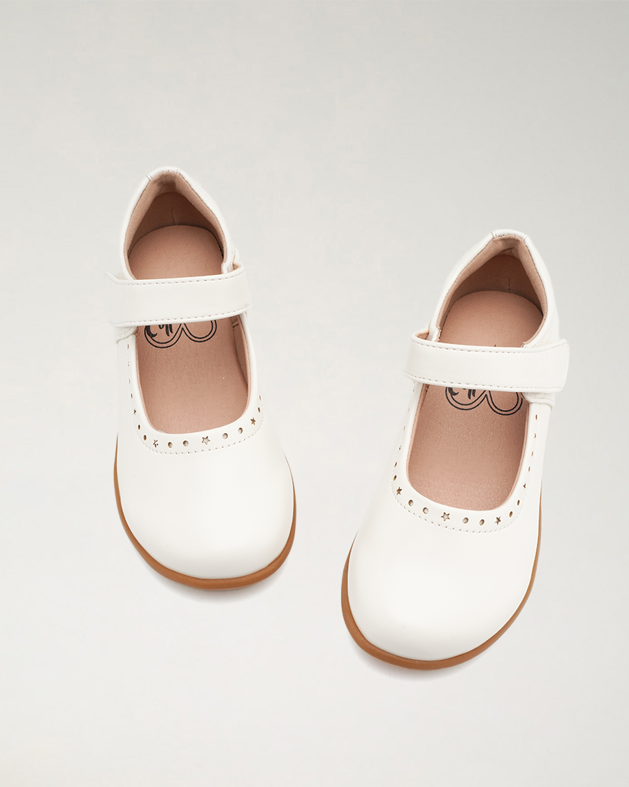 Girls Classic Mary Jane Uniform Shoes in White