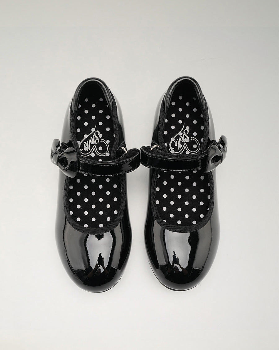 Black Kids Adjustable Strap Tap Shoes with Bow Embellishment