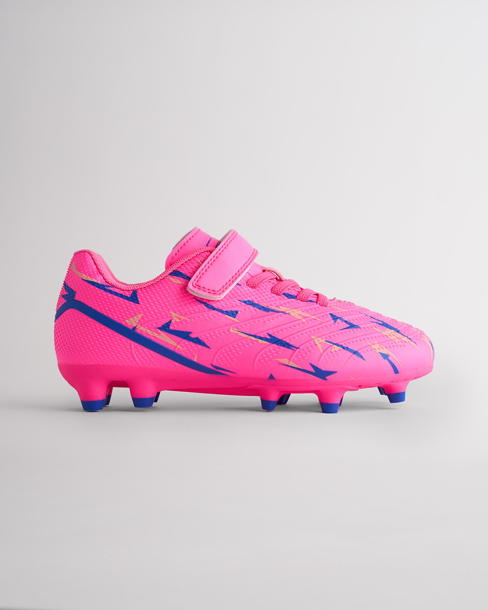Gotta Bolt Kids Soccer Cleats in Neon Pink