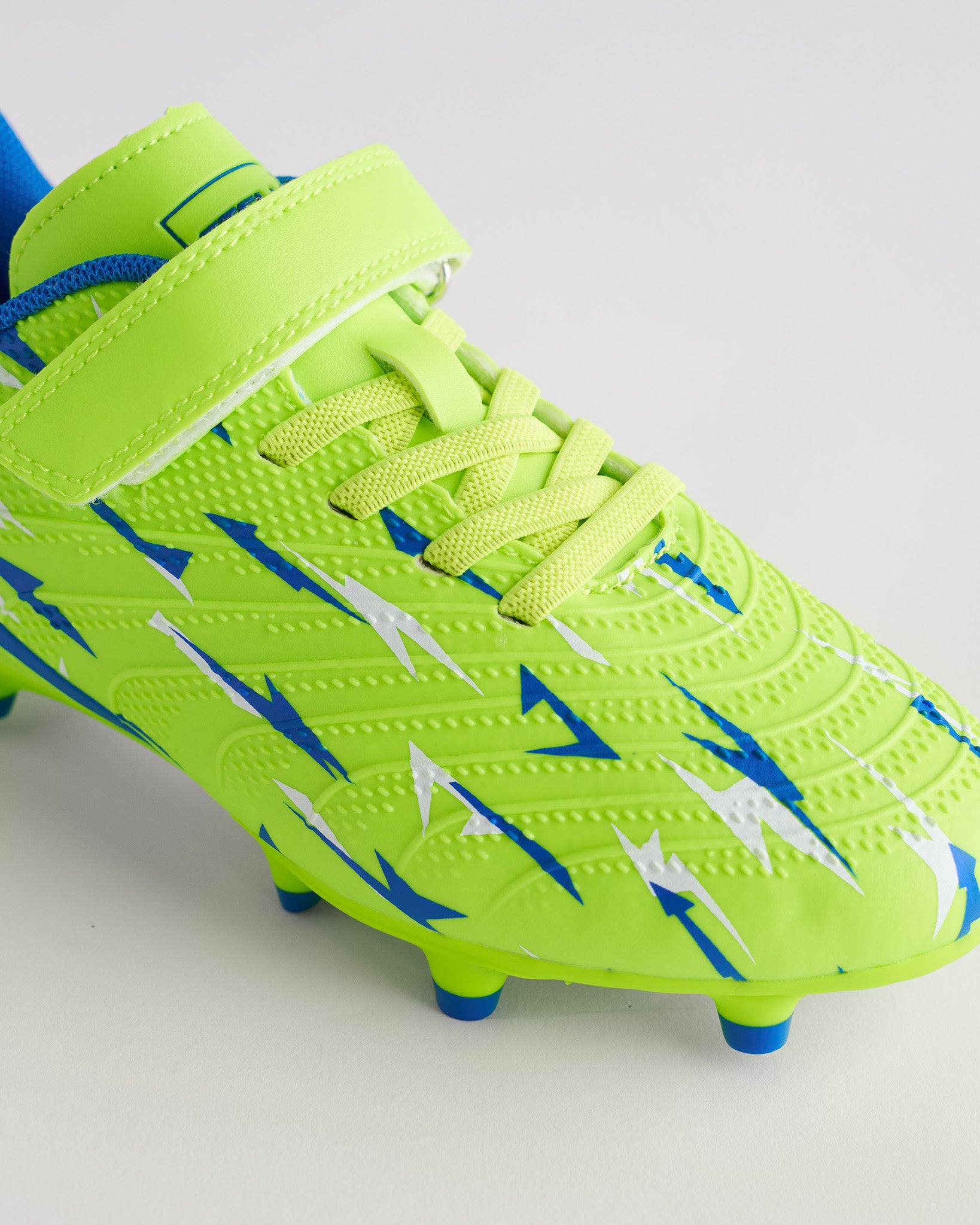 Gotta Bolt Kids Soccer Cleats in Neon Yellow