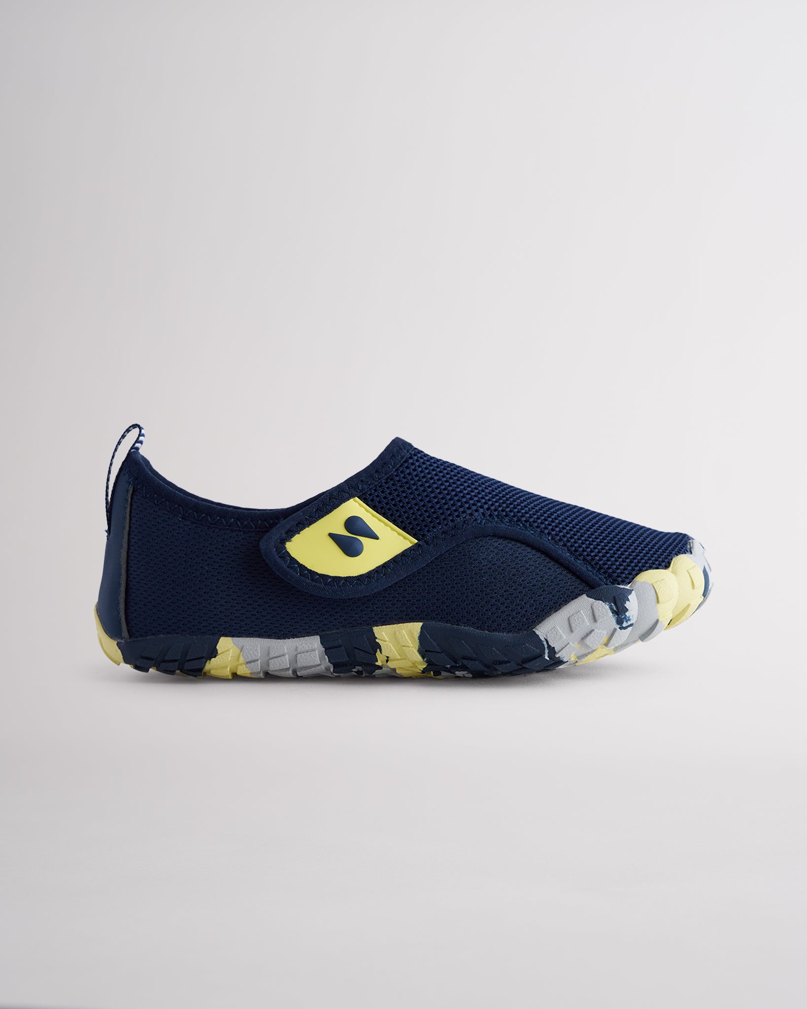 Kids StelleMesh Slip-On Free Toe Water Shoes in Navy