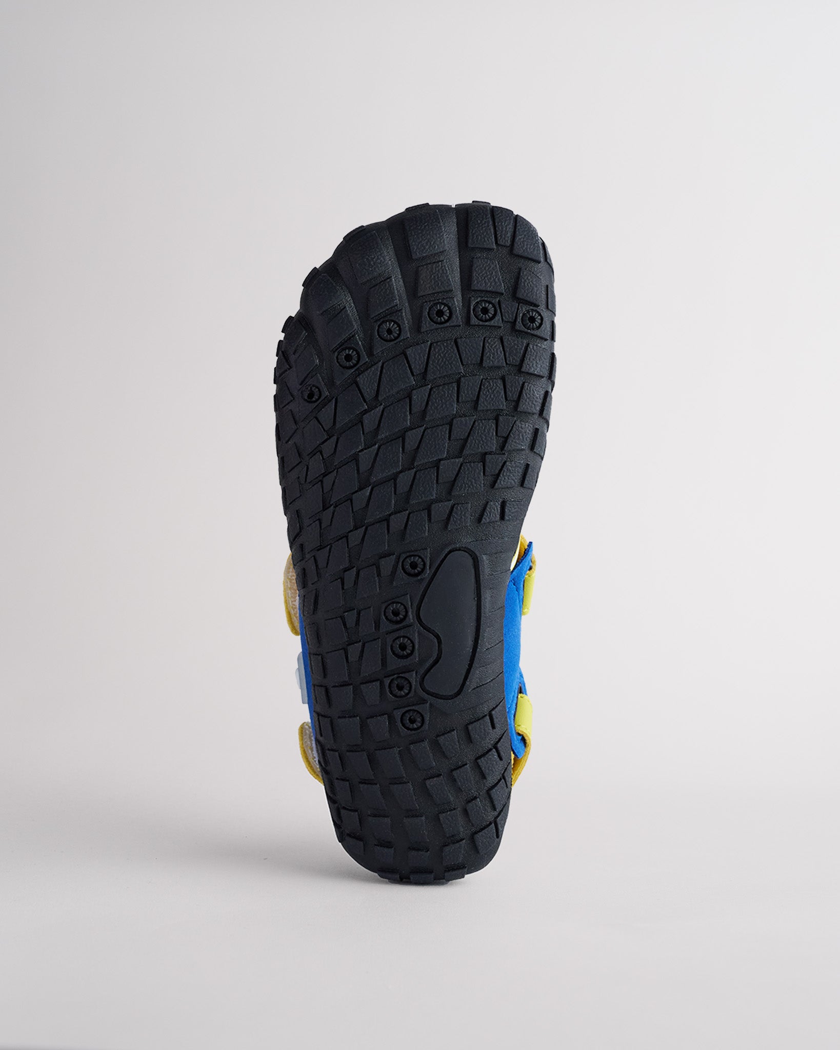 Kids StelleMesh Free Toe Water Shoes with Dual Straps in Black