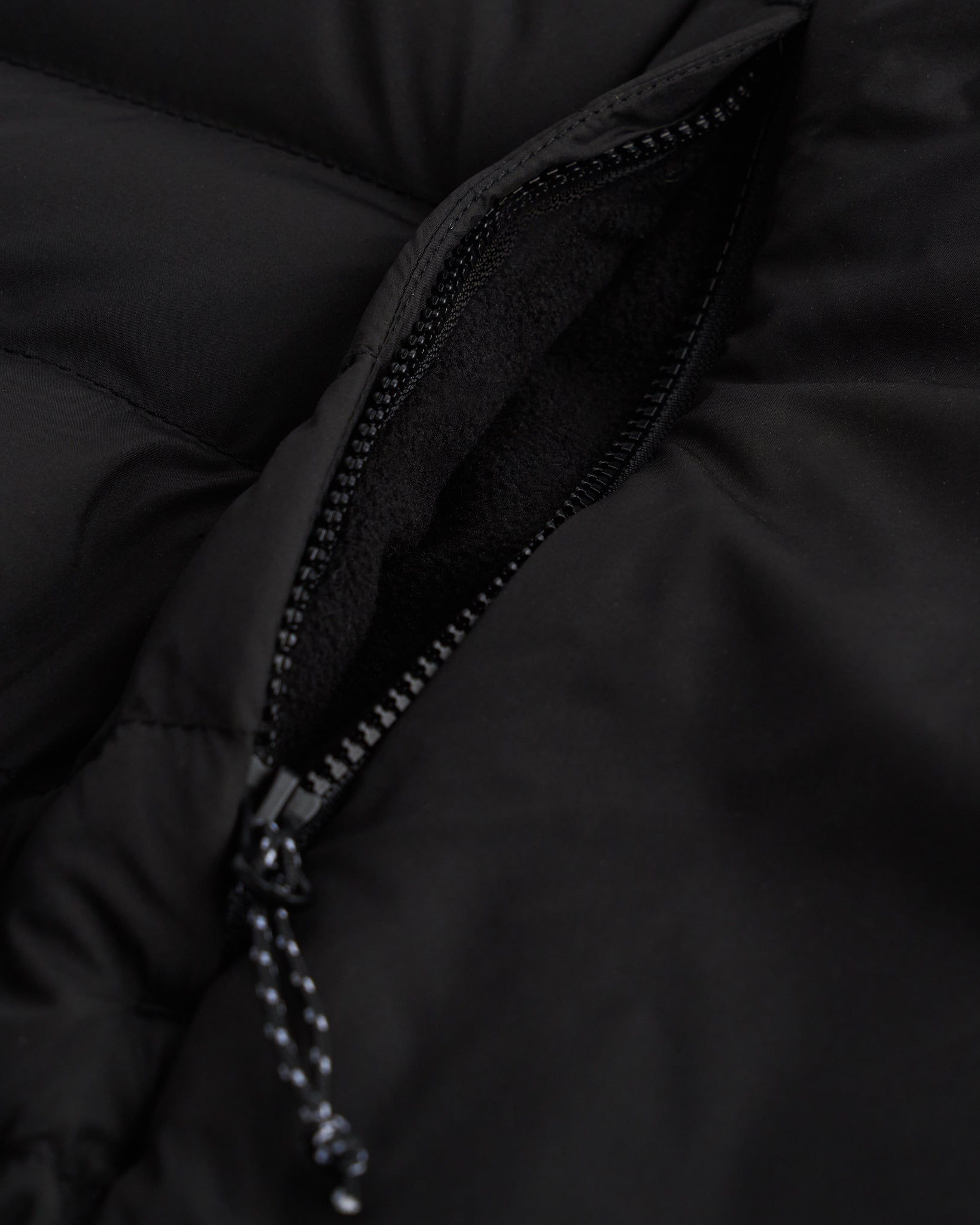 Women’s Heated Puffer Vest in Black