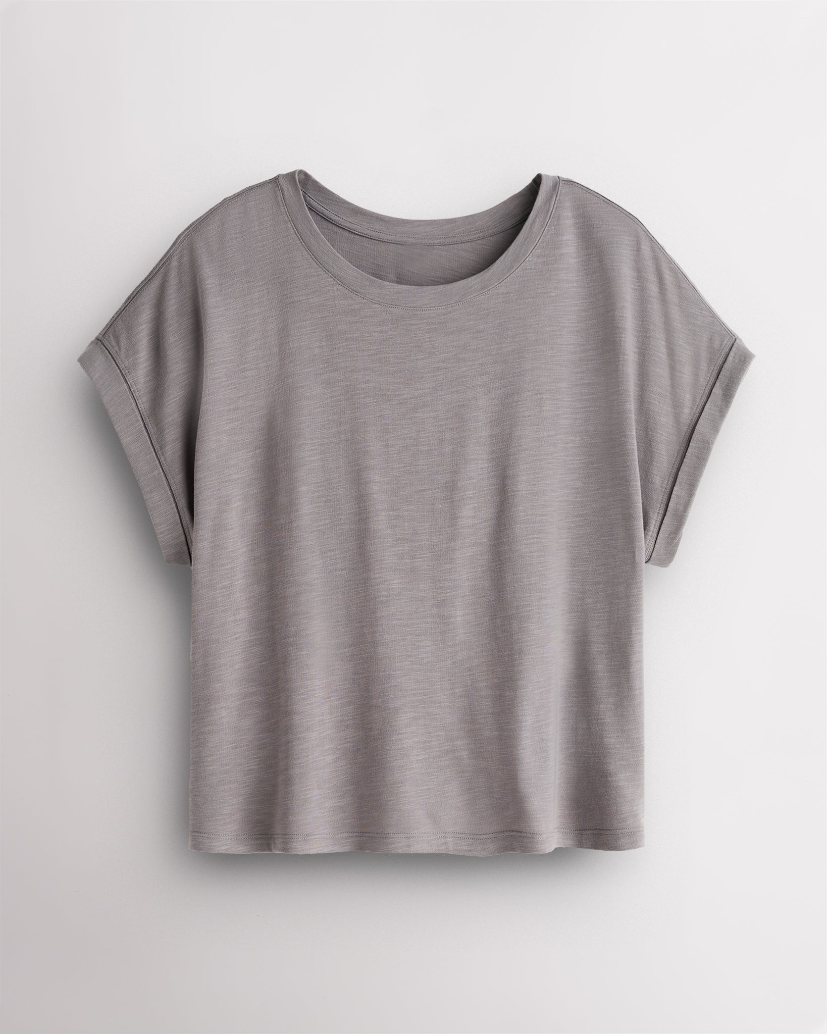 Women’s oversized short sleeve t-shirt in grey with relaxed fit and rolled cuffs