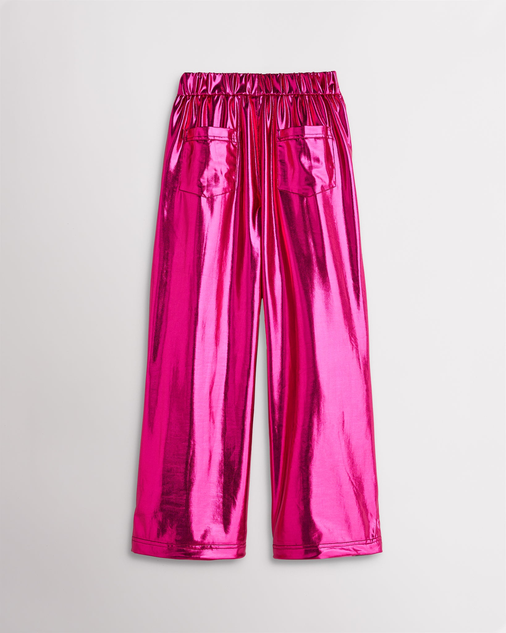Girls metal fuchsia metallic cargo pants with a relaxed fit, elastic waistband, flap pockets, and straight wide-leg silhouette.