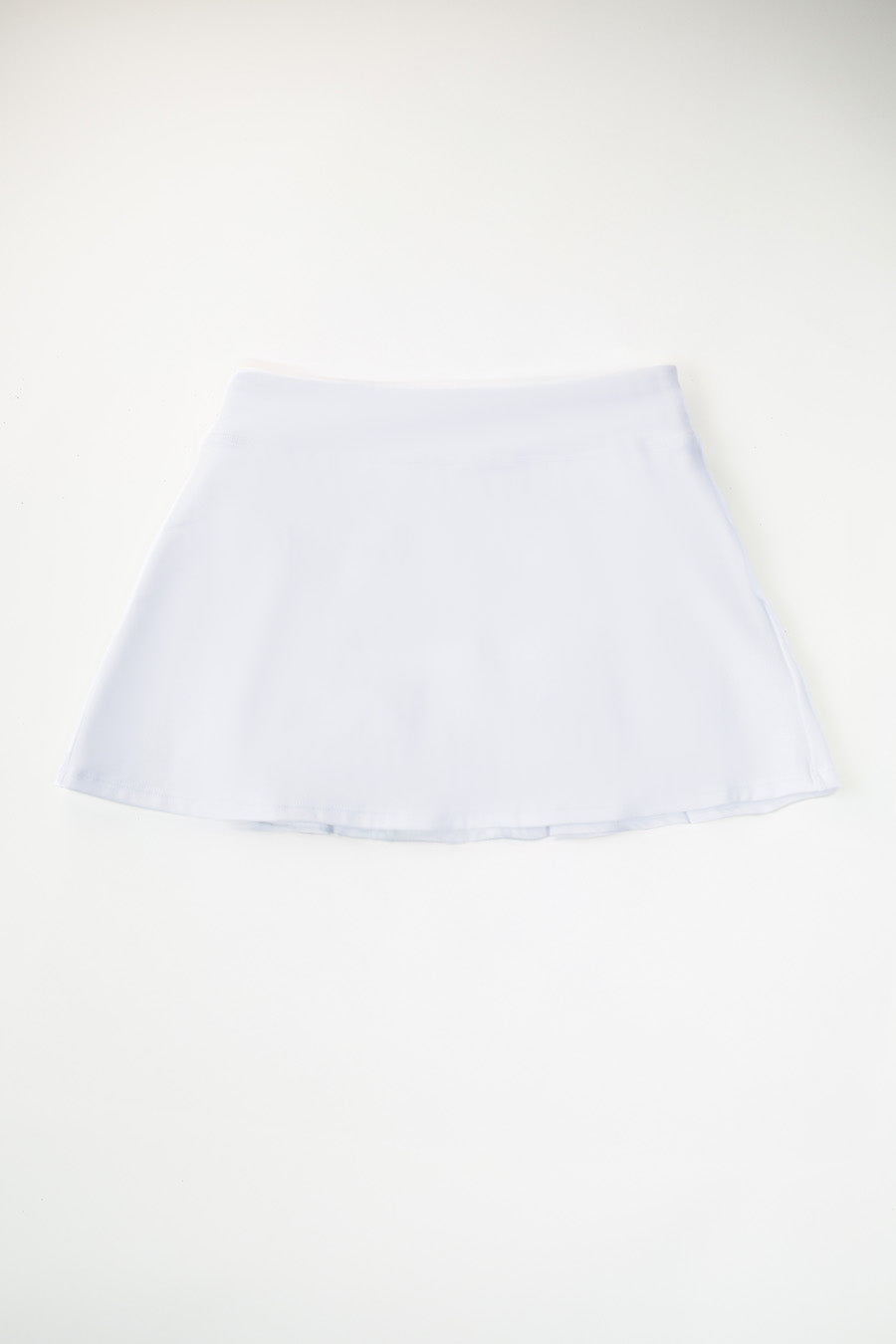 Close up pleated tennis skirt white