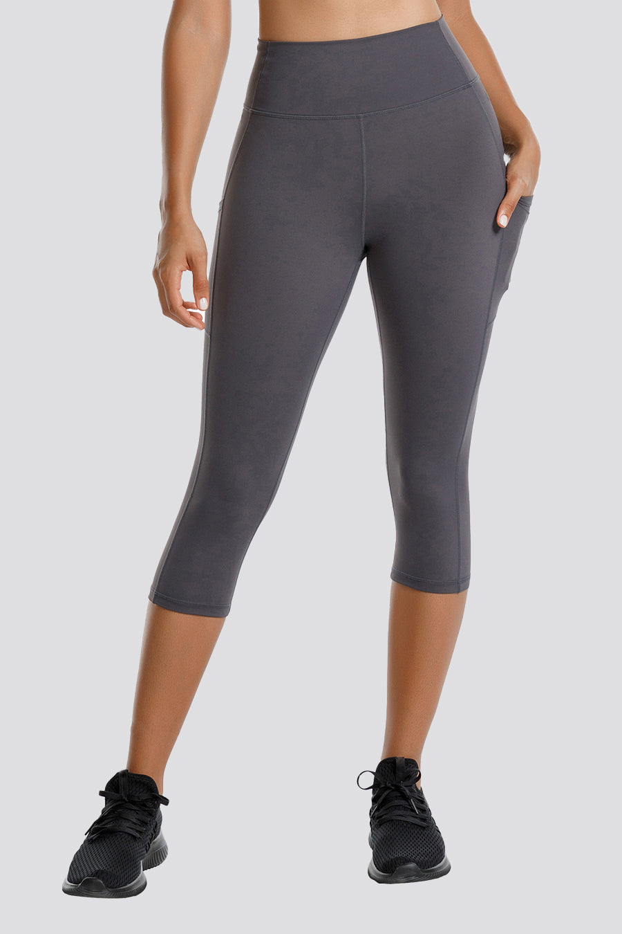 Women's Capri Leggings - Grey / XS